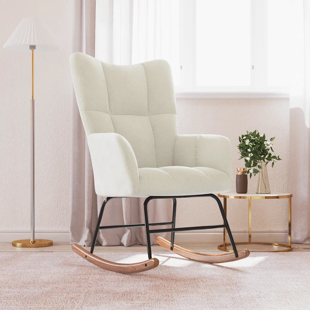 Un Rocking Chair en velours Blanc confortable et design. Existe en différents coloris.