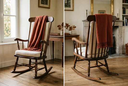 Fauteuil à bascule avec un plaid terracotta dans un salon chaleureux