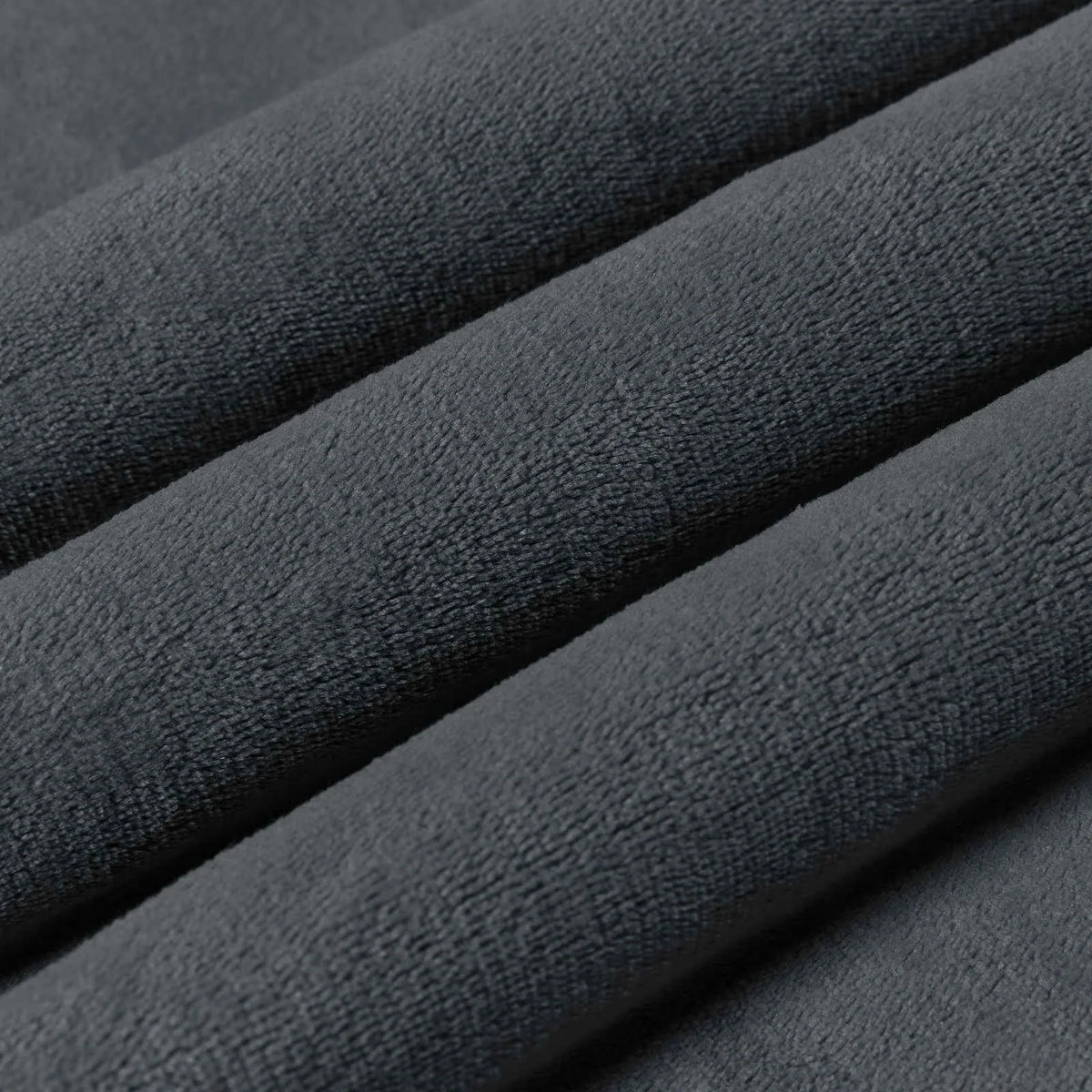 Couverture gris foncé de la référence Couverture Polaire Épaisse