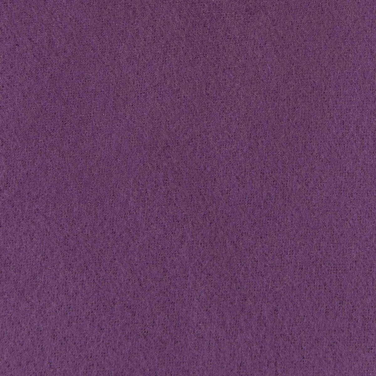 Couverture pourpre de la référence Couverture Violette