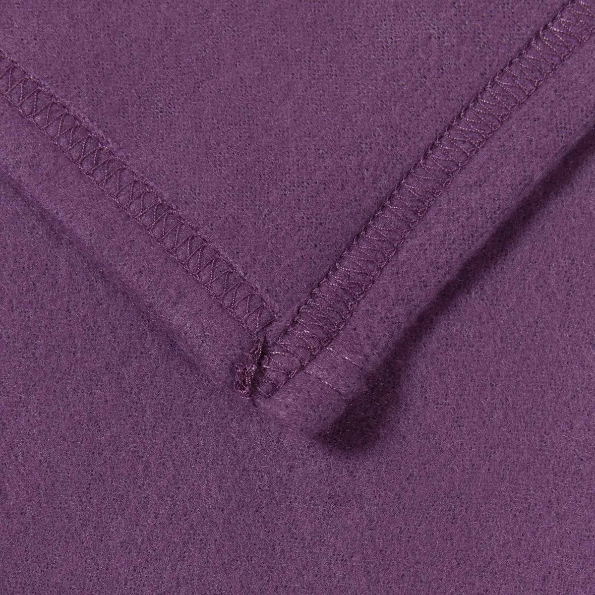 Textile pourpre du modèle Couverture Violette