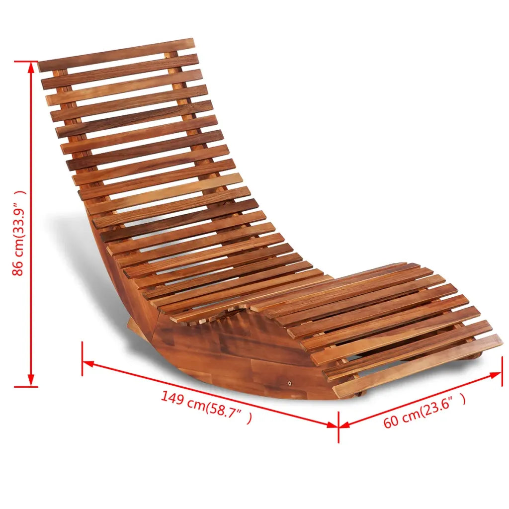 Un Fauteuil à Bascule en bois d'acacia qui sera parfait pour faire vos Mots Fléchés.