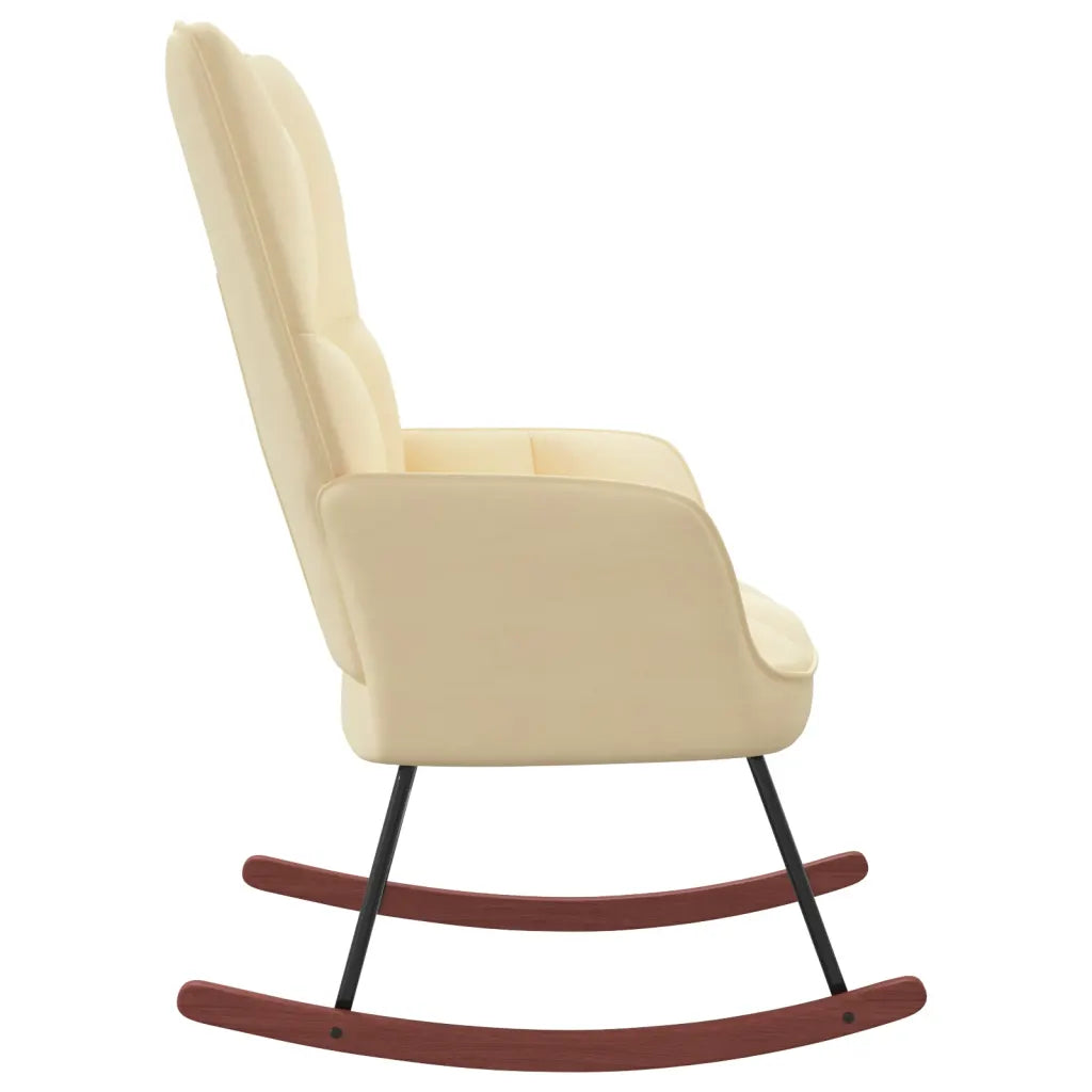 un Rocking Chair en velours Blanc très design et confortable. Existe en différents coloris. 